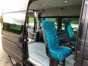 Interno del van per trasporto di disabili
